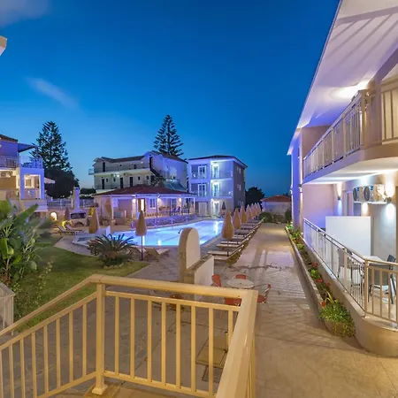 Hotel apartamentowy Amoudi Studios Apartments Hotel