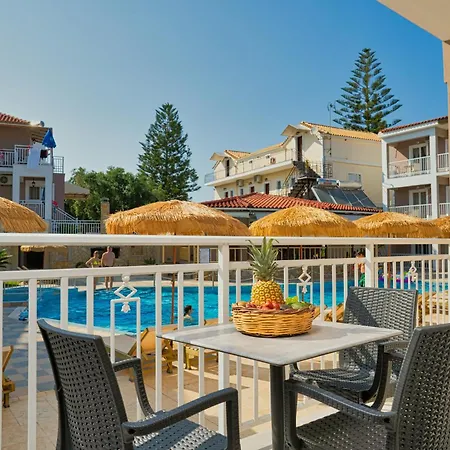 Hotel apartamentowy Amoudi Studios Apartments Hotel 3*