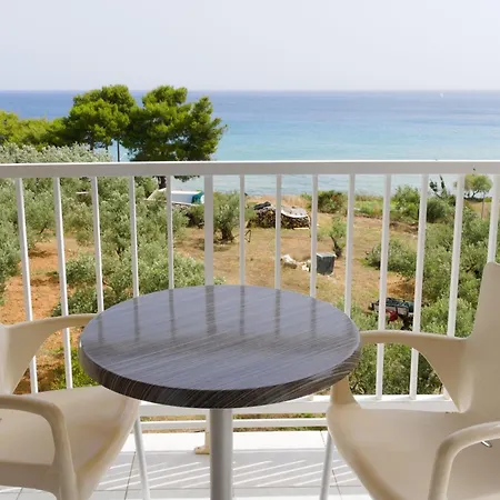 Amoudi Studios Apartments Hotel Hotel apartamentowy Ammoudi