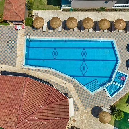 アパートホテル Amoudi Studios Apartments Hotel アモウディ